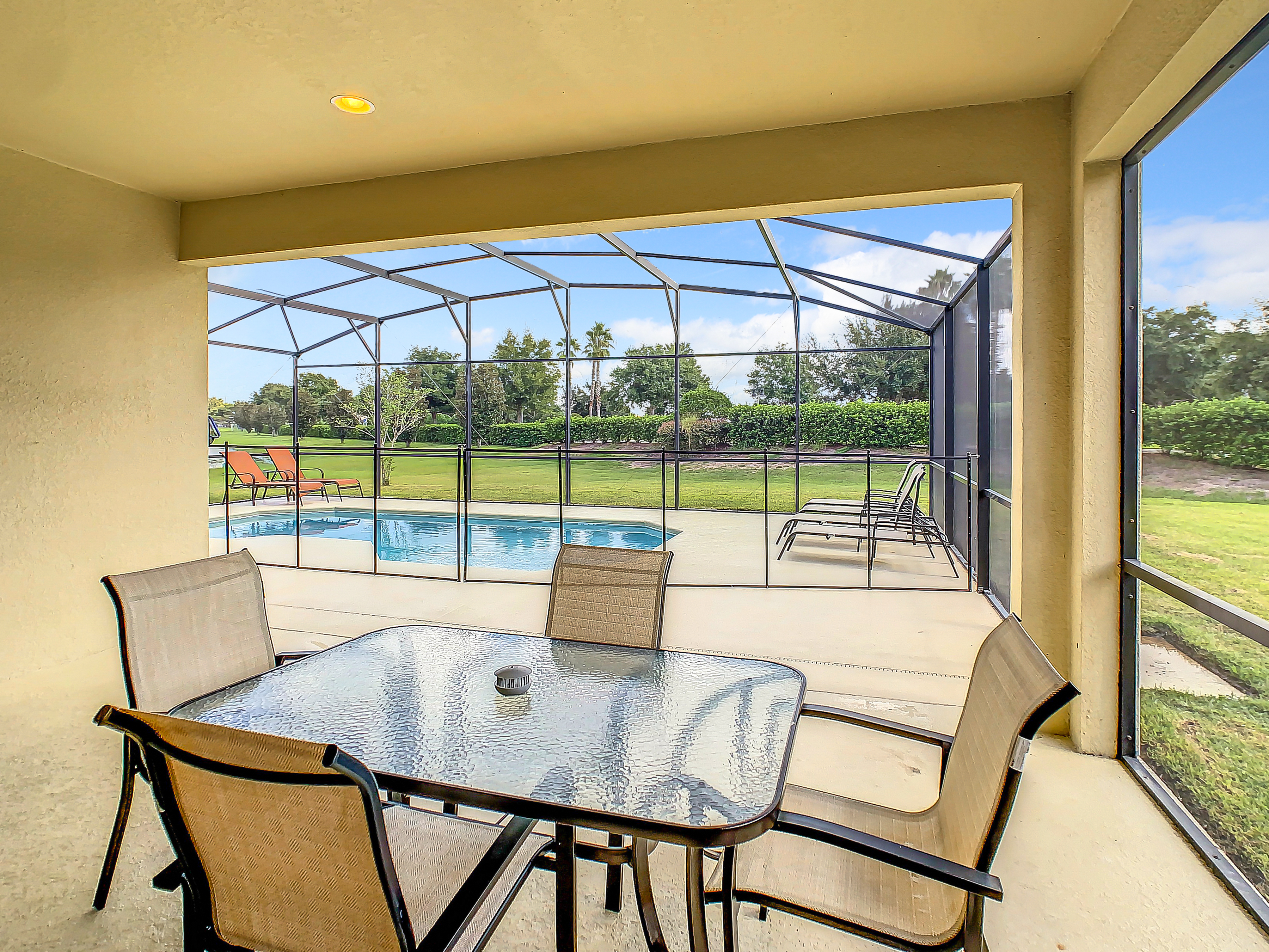 Family Oasis Near Disney - Pool & Resort Access