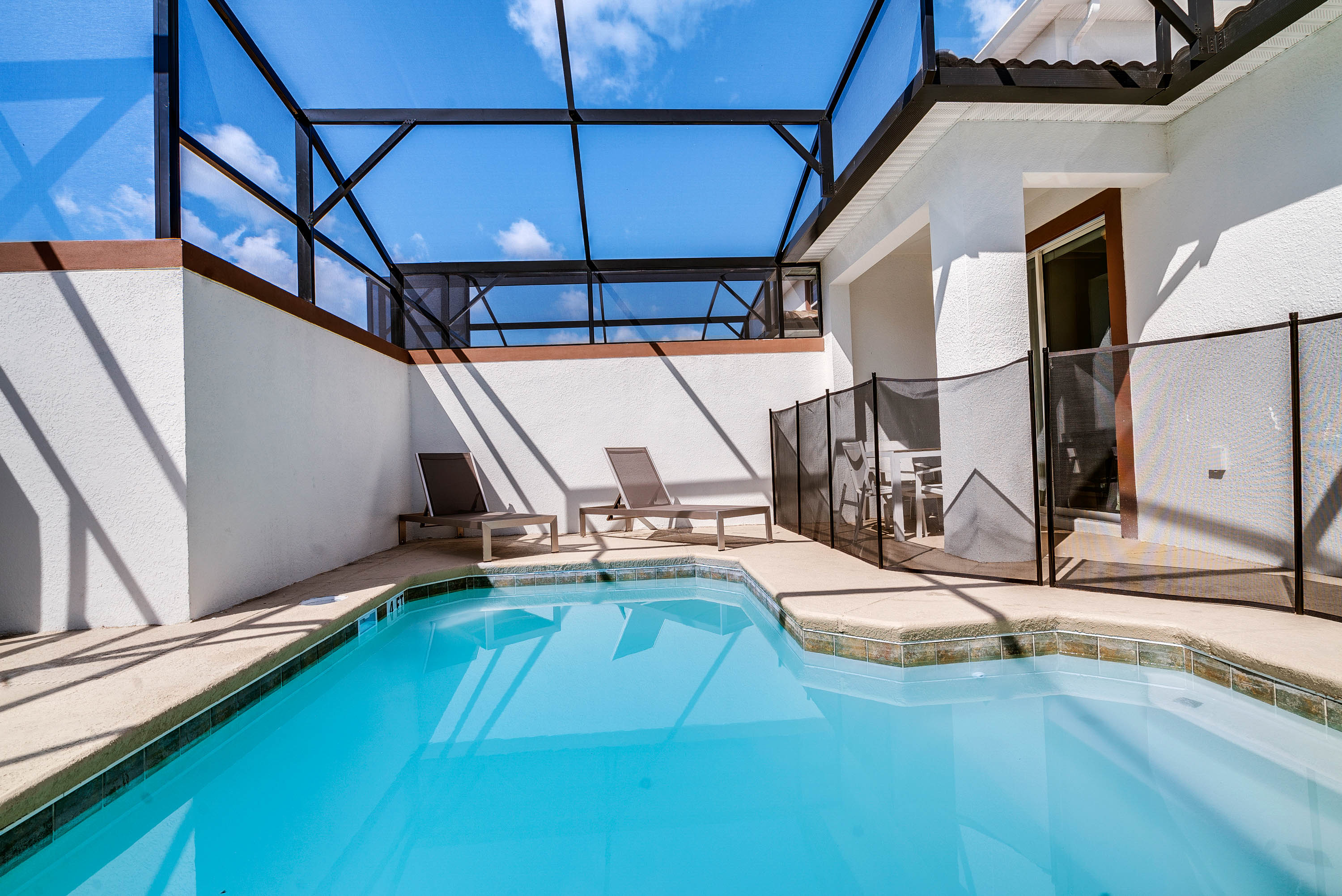 5 bedroom vacation townhouse at Storey Lake - Image 20