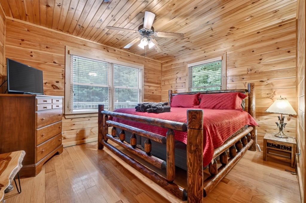 Main Level King Bed