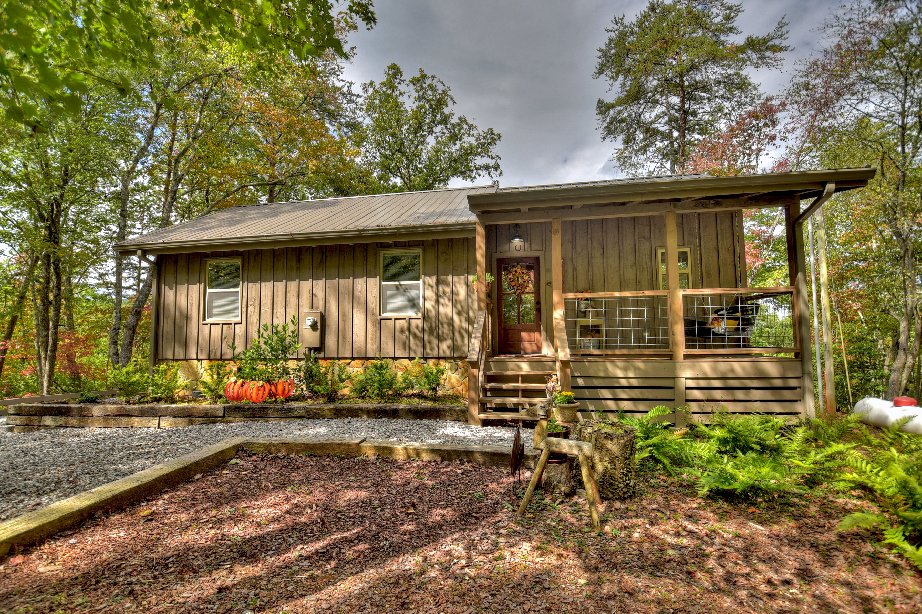 Mountain Views And Fire Pit - Charming Secluded Retreat - 佐治亞