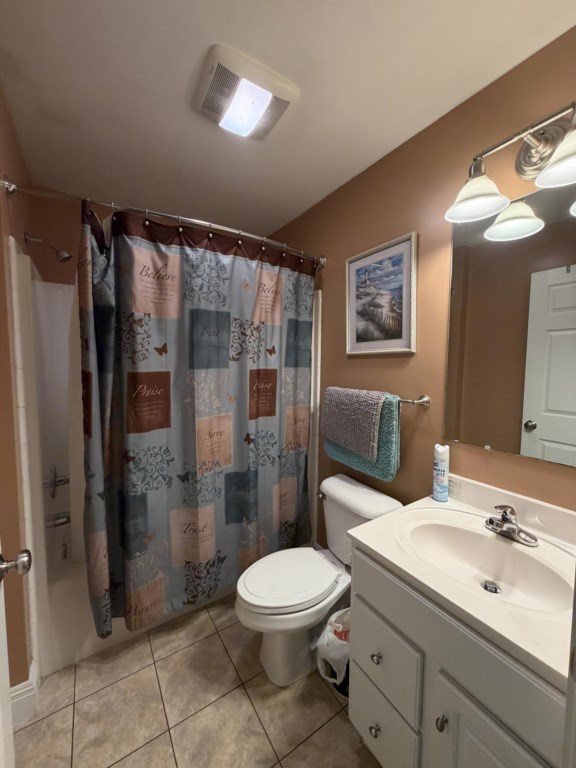 First Floor Bathroom 