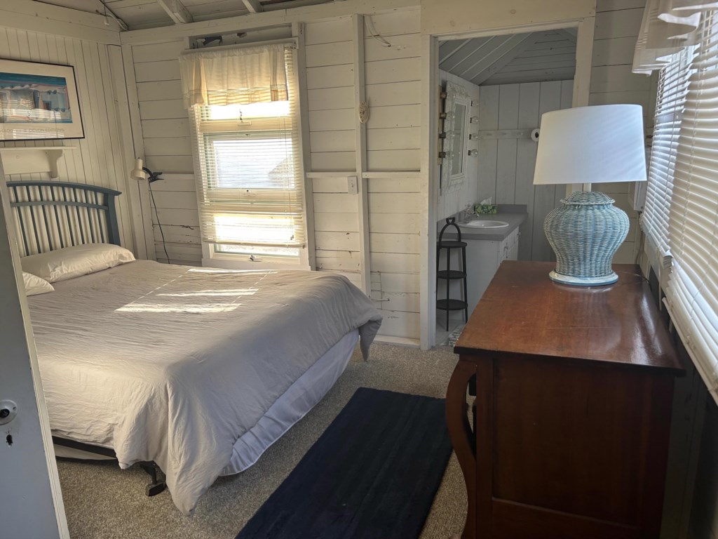 J-Upstairsbedroom1