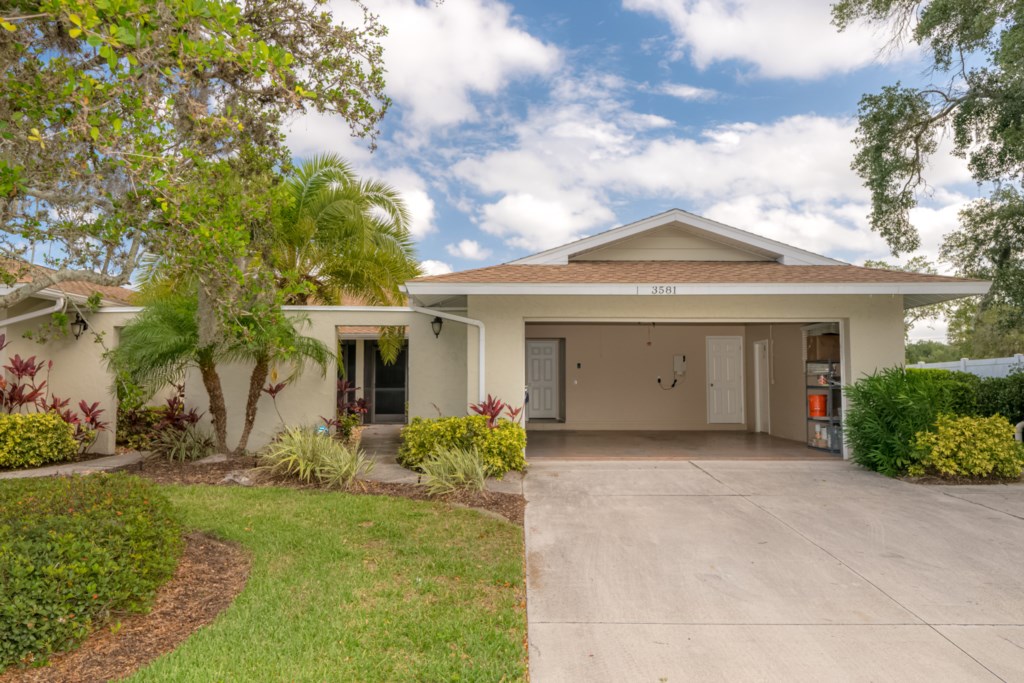 Your sunshiny Florida getaway home awaits!