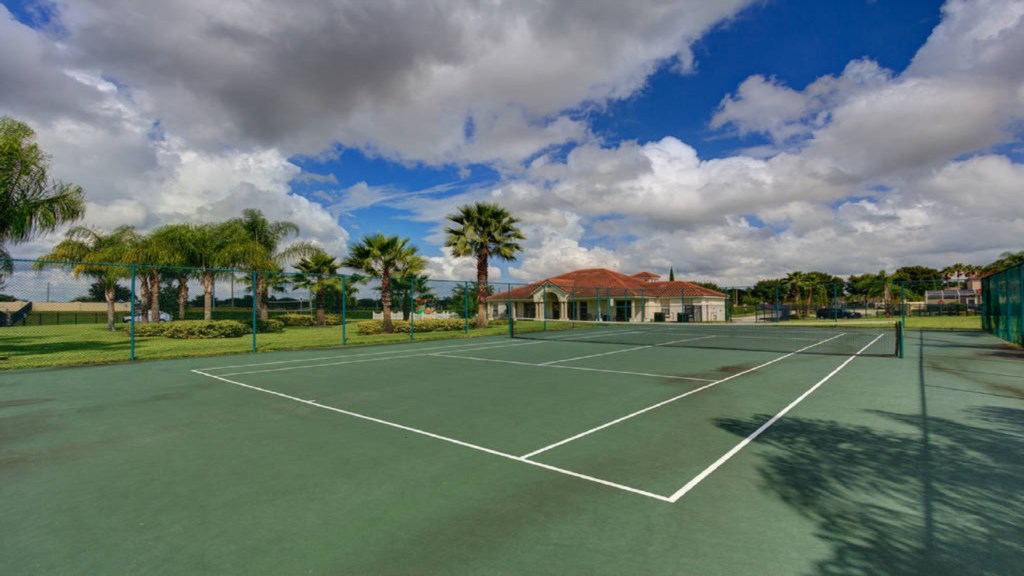 Tennis and clubhouse.jpg