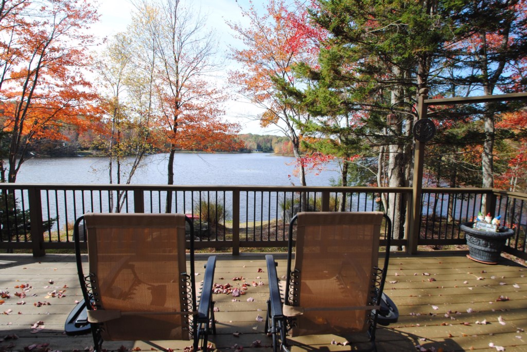Awesome, anytime views of the lake from our large deck 
