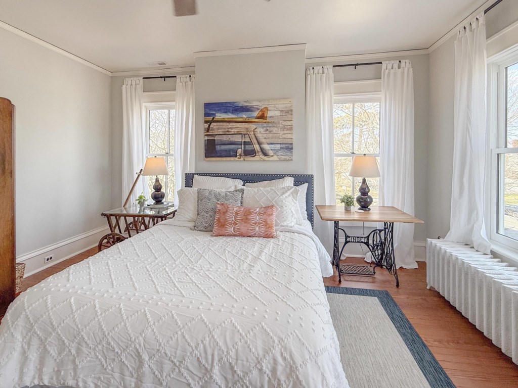 4BC4384F-53E3-4D58-B0FF-AF4784DC9CAA_1_201_a