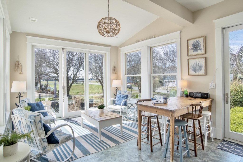 67961966-039A-42AB-8E67-A7AEA0BB267B_1_201_a