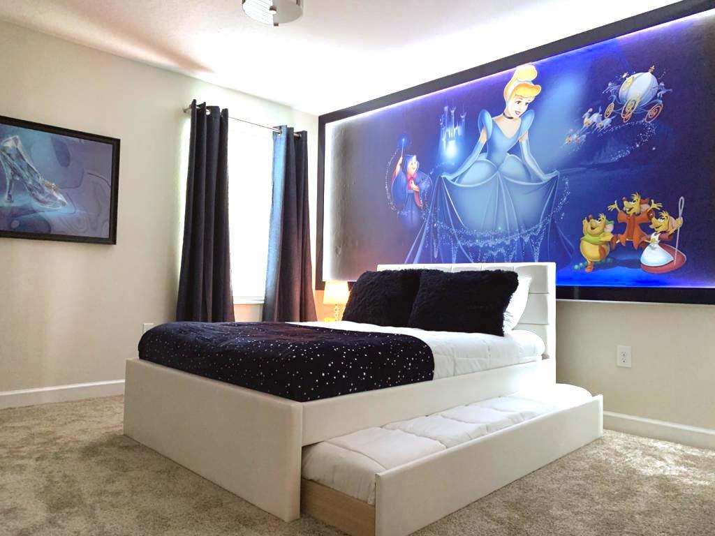 Cinderela's Room
Full Bed