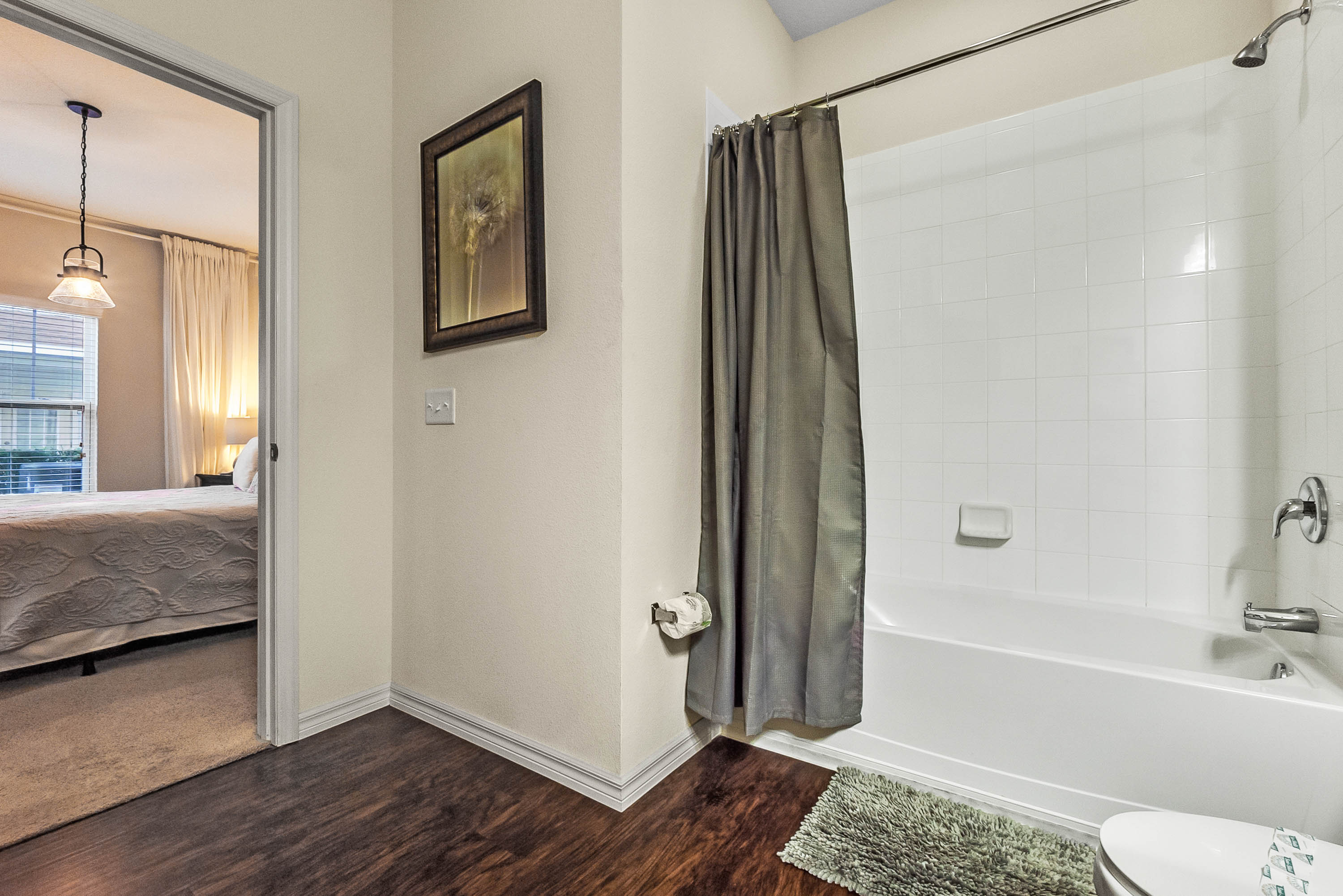 4 bedroom vacation townhouse at West Lucaya - Image 18