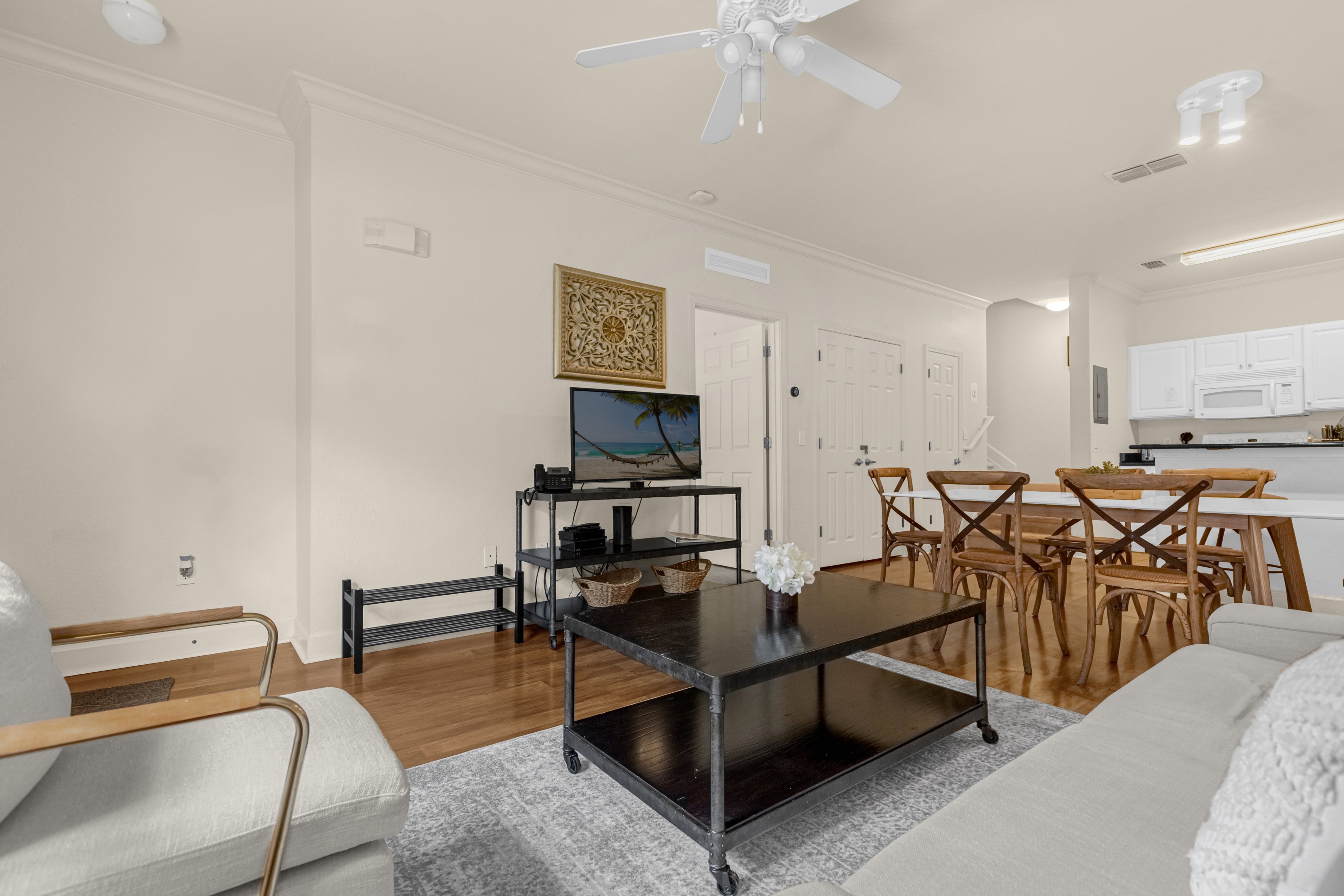 3 bedroom vacation townhouse at Lucaya Village - Image 1