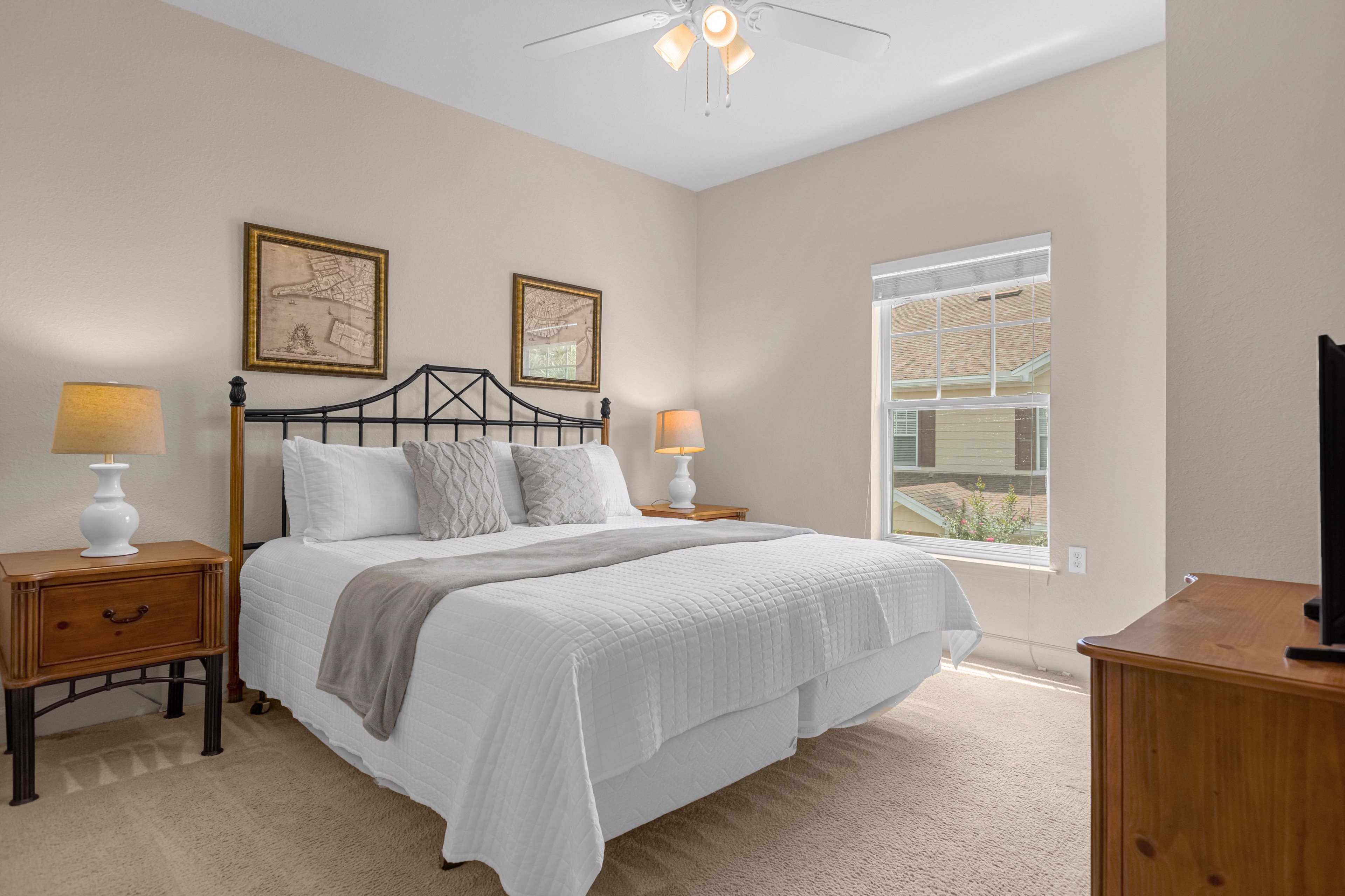 3 bedroom vacation townhouse at Lucaya Village - Image 9