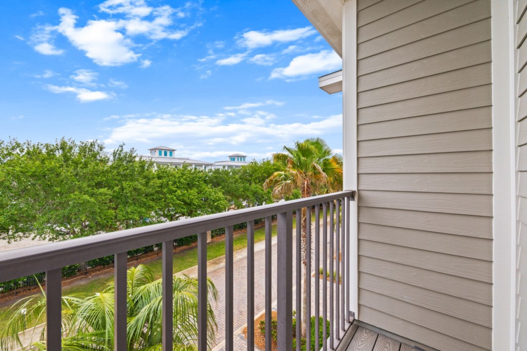 3rd Floor Balcony