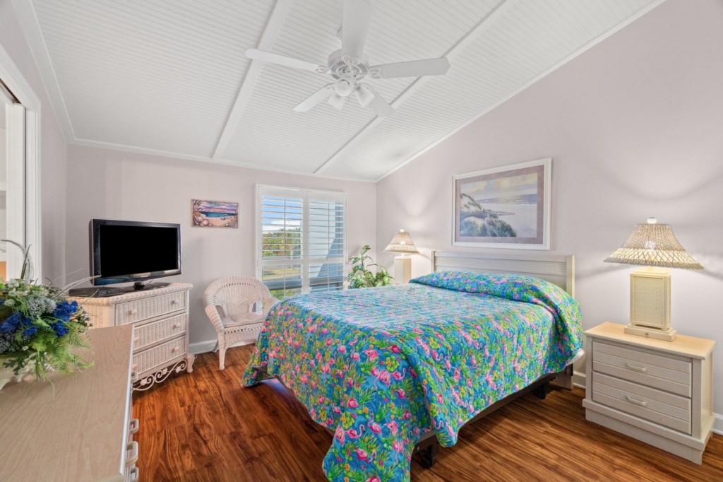 20-web-or-mls-22400-front-beach-rd-4