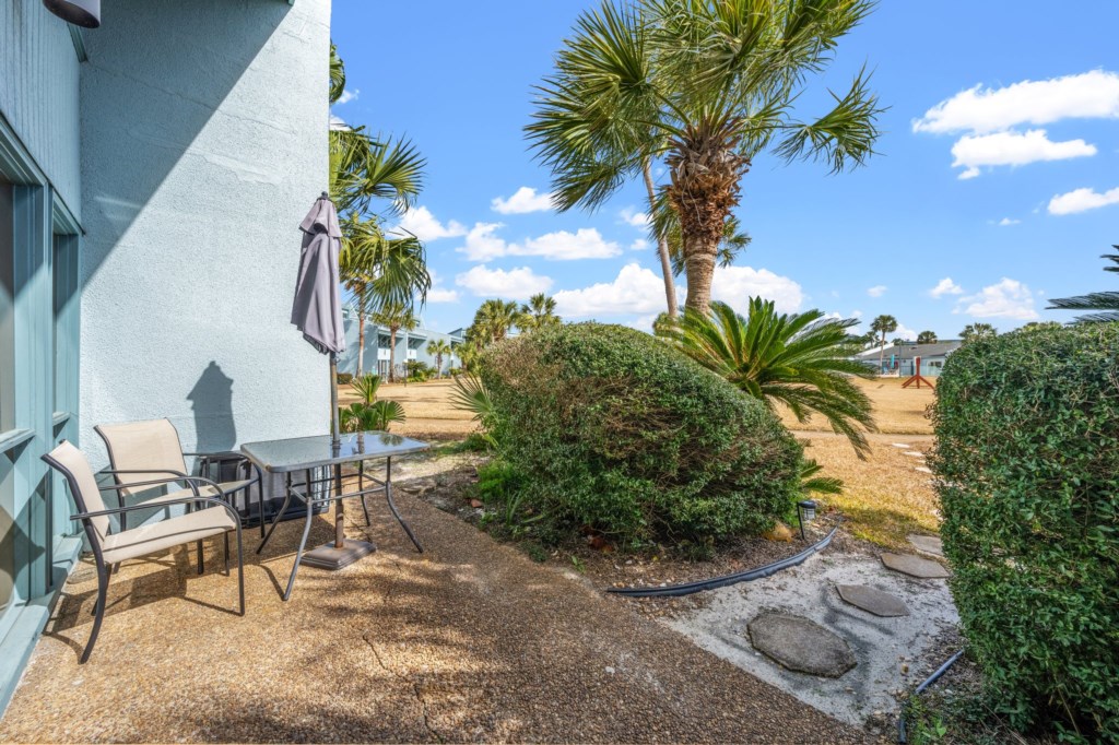 22-web-or-mls-22400-front-beach-rd-21