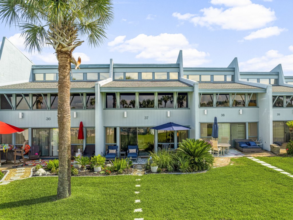 29-web-or-mls-22400FrontBeachRdUnit37-3