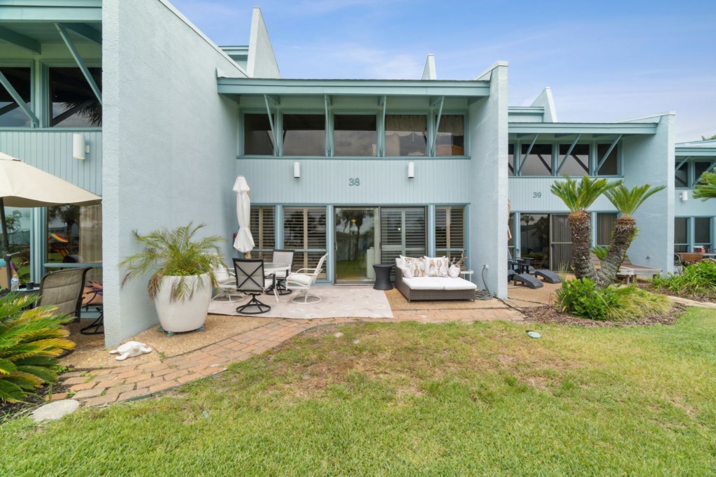 27-web-or-mls-22400-front-beach-rd-38