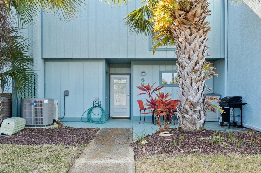 1-web-or-mls-22400-front-beach-rd-63