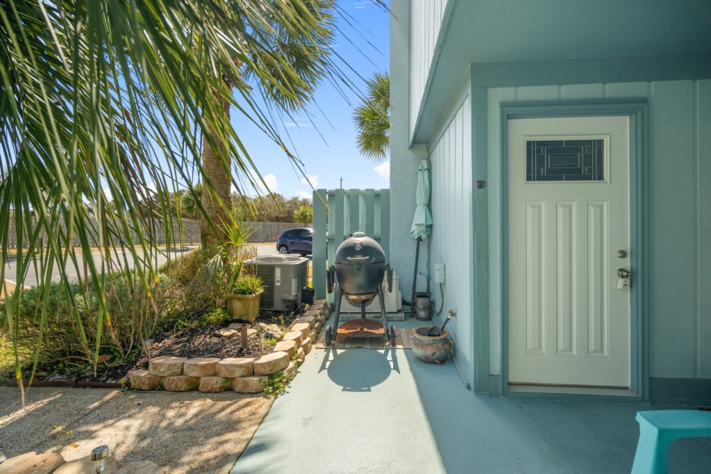 3-web-or-mls-22400-front-beach-rd-69