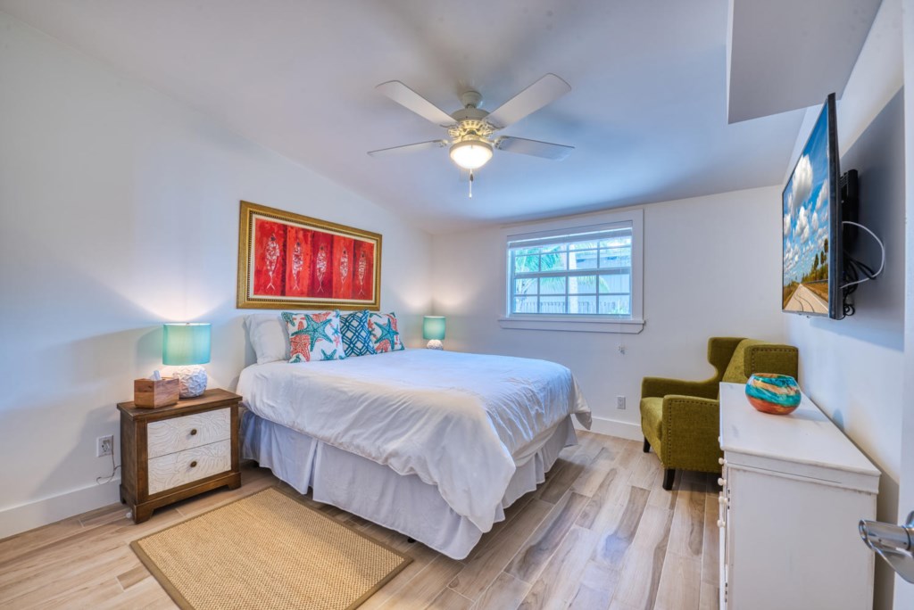 Lime-Key-Bedroom-2-of-3-Florida-Keys-Luxury-Rentals
