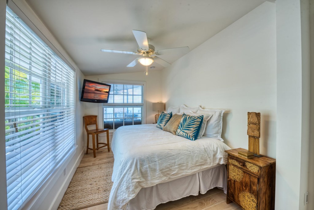 Lime-Key-Bedroom-3-of-3-Florida-Keys-Luxury-Rentals