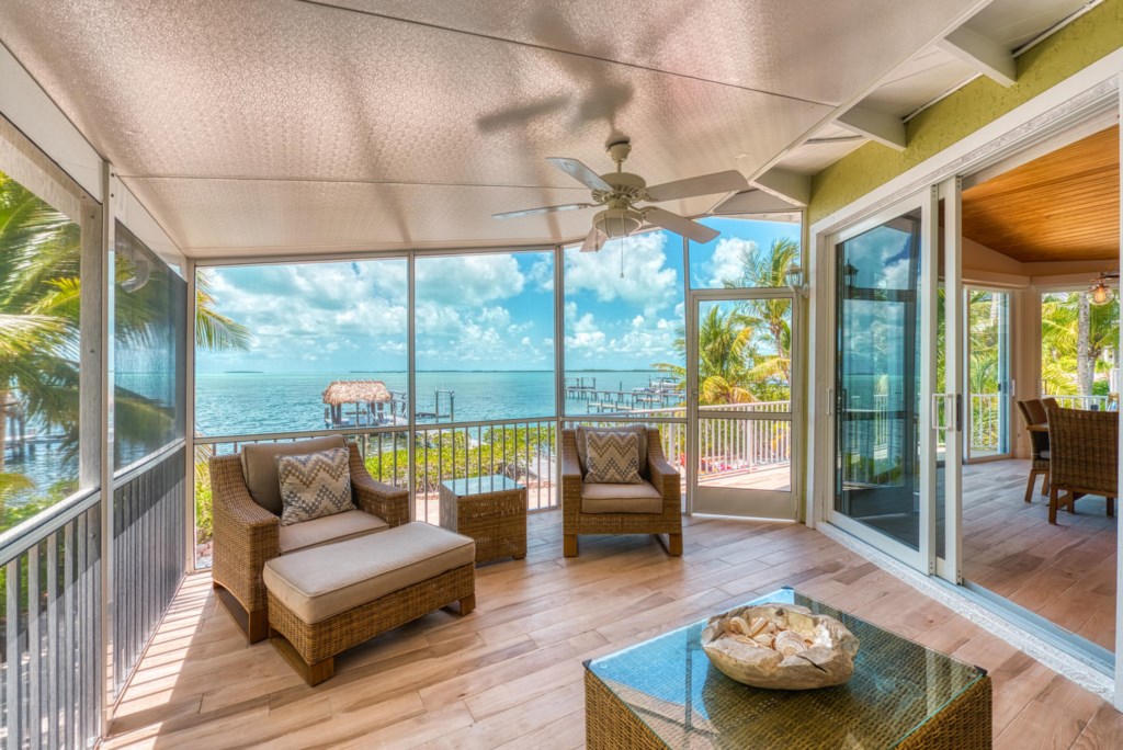 Lime-Key-Outdoor-Living-Area-Oceanfront-View-Florida-Keys-Luxury-Rentals
