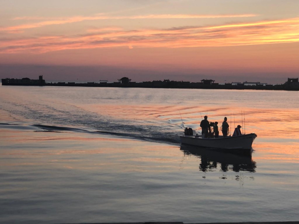 cape-charles-boating-sunset-chesapeake-bay