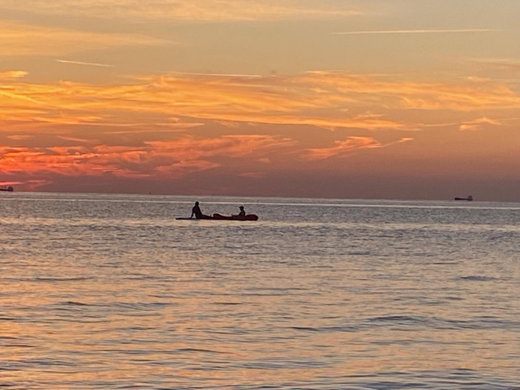 cape-charles-sunset-kayaking