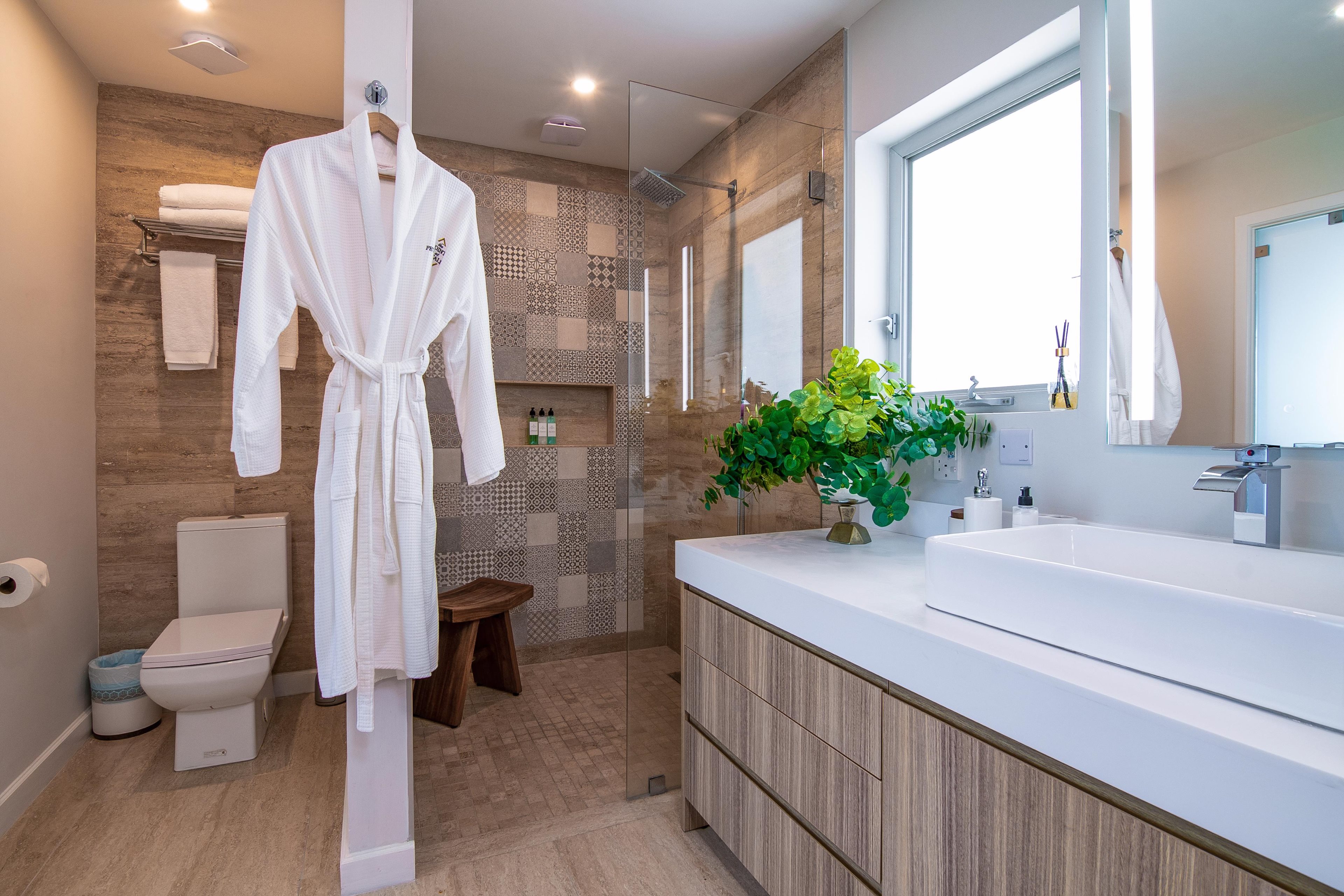Angelite Suite