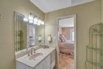 Attached bathroom with shower/tub combination
