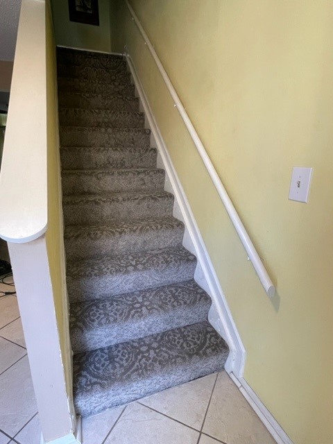 GV9-Stairs-Newcarpet