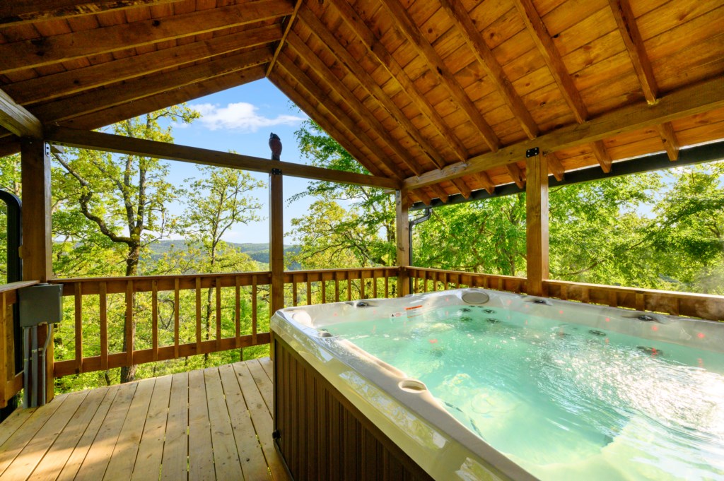 Laird's Landing Rustic Luxe Cabins Broken Bow