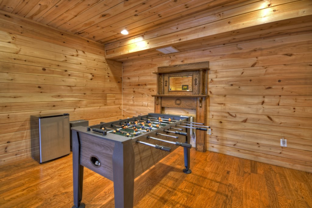 Game room in the terrace level 