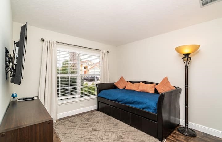 Downstairs Bedroom-den with bed & trundle