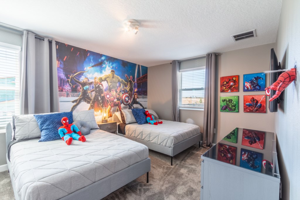 Marvel Super Heros Room
2 Full Beds