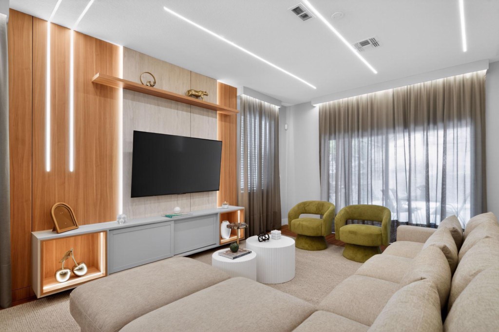 09_2658_Santosh_Cove_Kissimmee_FL_34746_USA-Living_room-DSC08137