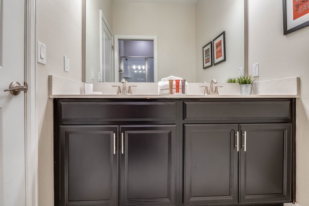 4956 Windermere Ave (30).jpg
