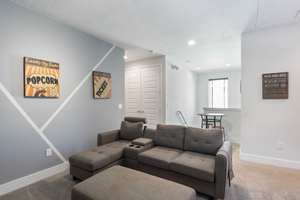 8 bedroom vacation house at Encore Resort at Reunion - Image 9