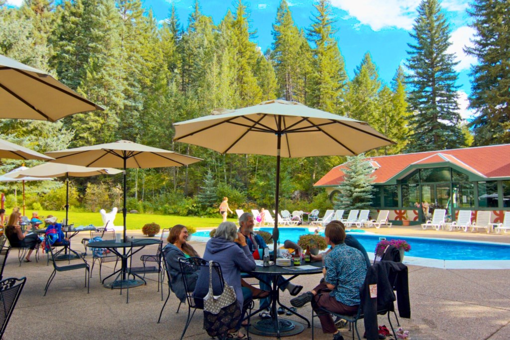 Redstone Inn, Redstone co