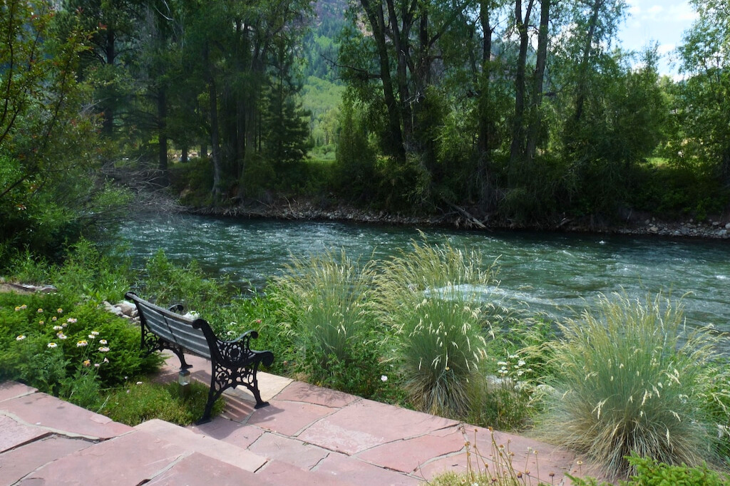 Crystal River Villas outdoor common area