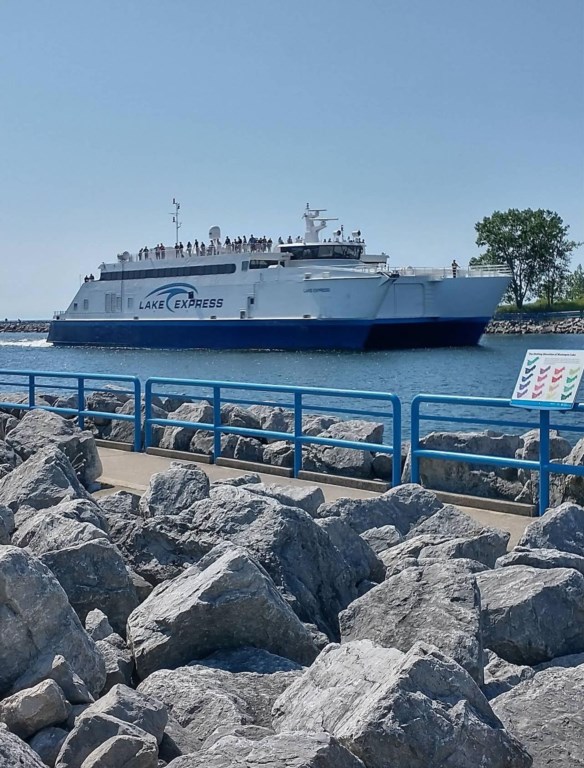 LakeExpressFairyinMuskegontoMilwaukeeWis.