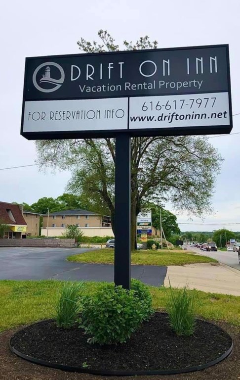 Drift On Inn Welcome Sign