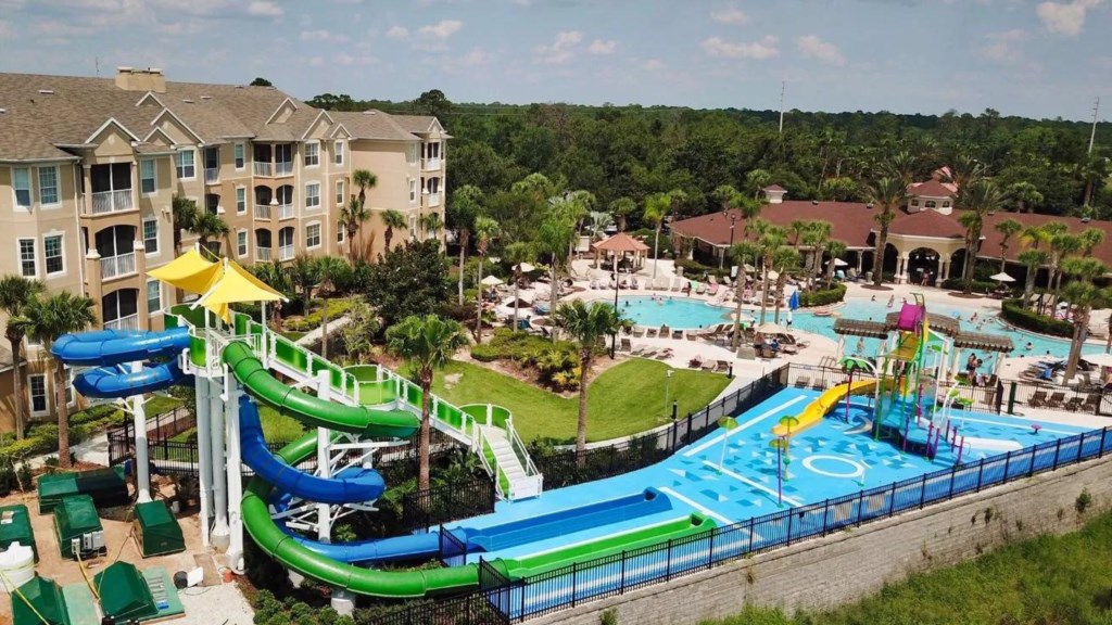 Community Water Park - Free To All Guests 


