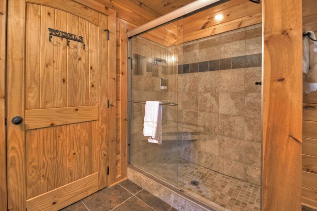 Master bathroom in the loft with a walk in shower 