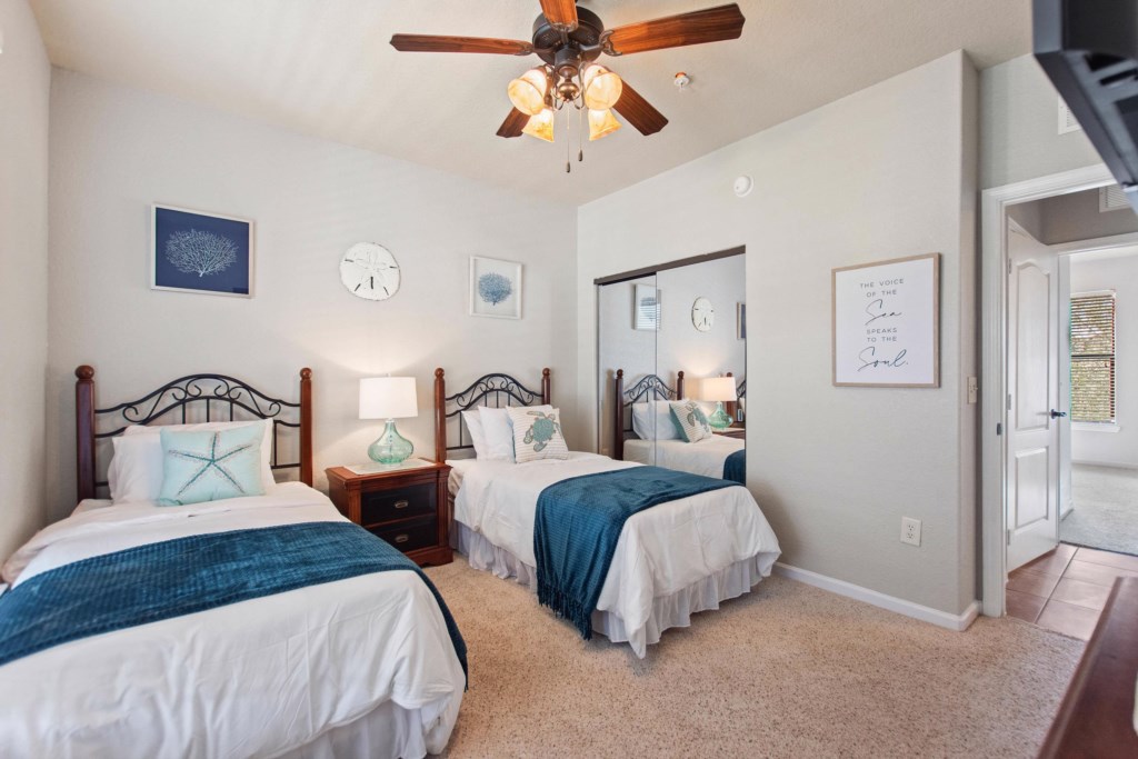 Two Twin Beds - Ocean theme