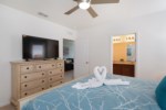 15_Master_Suite_with_TV_0721.jpg