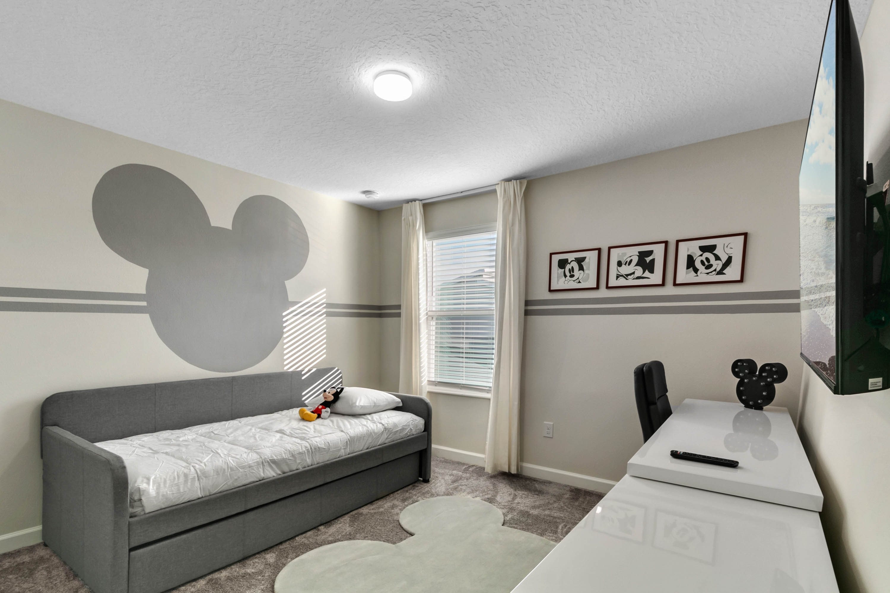 6 bedroom vacation house at Storey Lake - Image 16