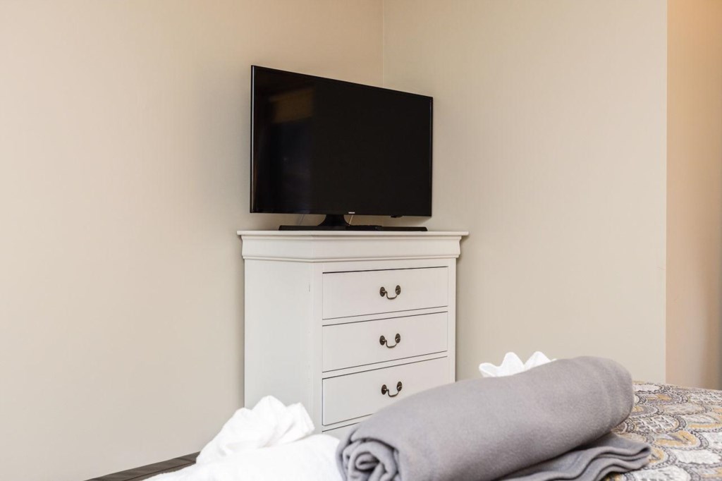 TV in bedroom 