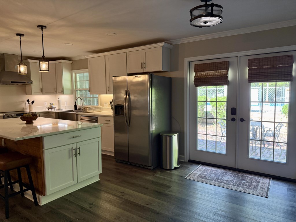 116 west club dr kitchen with patio doors
