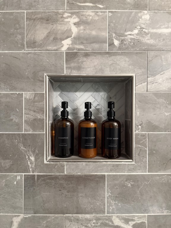 116 west club dr master bathroom amenities