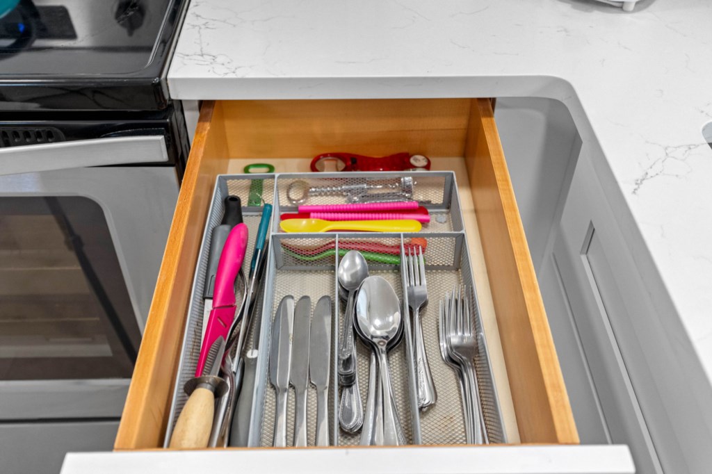 100-web-or-mls-UnitA-20